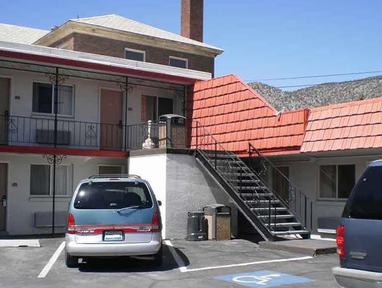 Magnuson Hotel Park Vue Ely Exterior photo