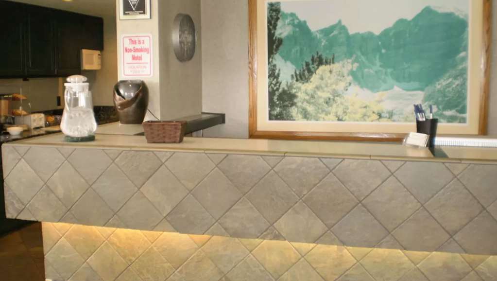 Magnuson Hotel Park Vue Ely Interior photo
